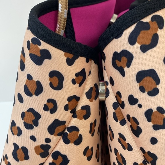 Taylor Gray Kimberly Tote Leopard Print/Pink - Picture 3 of 12